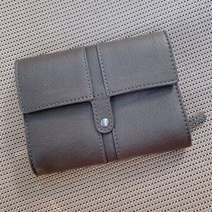 JEWELRY case gray pebbled leather travel case snap closure zippered compartment